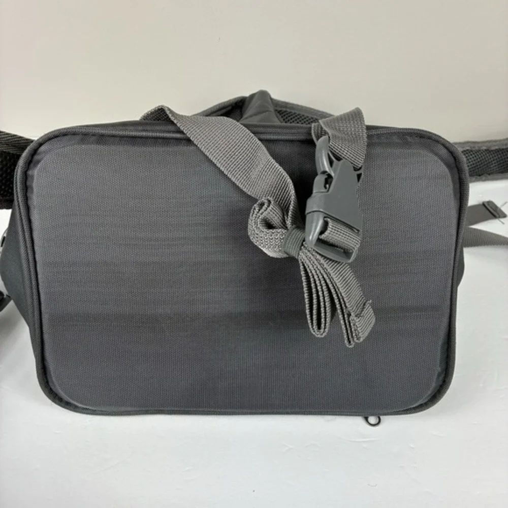 Outward Hound‎ Dog Carrier Backpack Travel Bag Drawstring Closure Gray